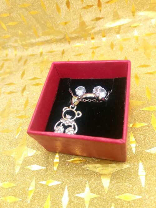 WhatsApp Image 2025-07-26 at 4.55.17 PM (1) Locket Set