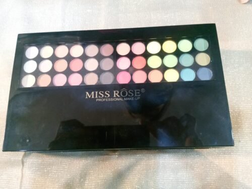 Miss Rose Makeup Kit