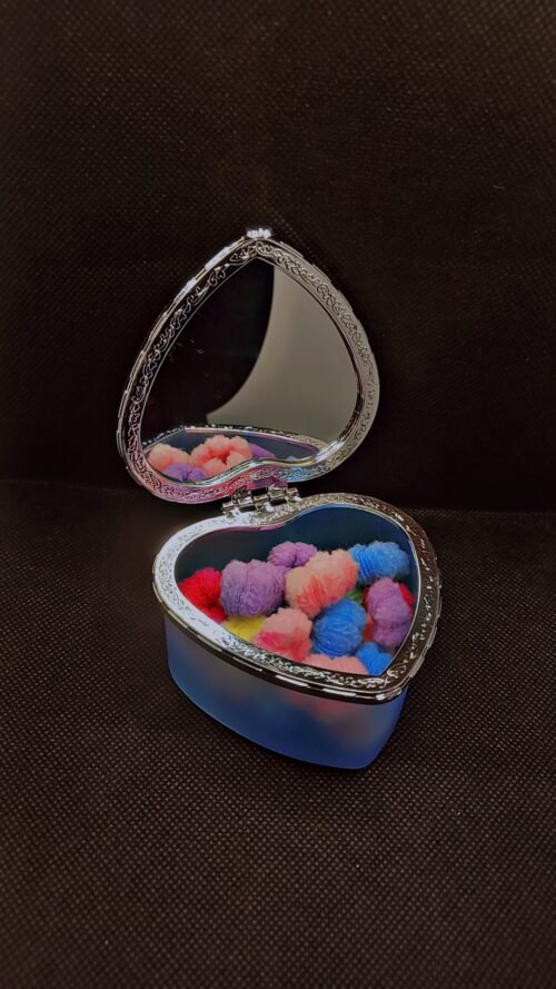 Heart Shape Box of Poni