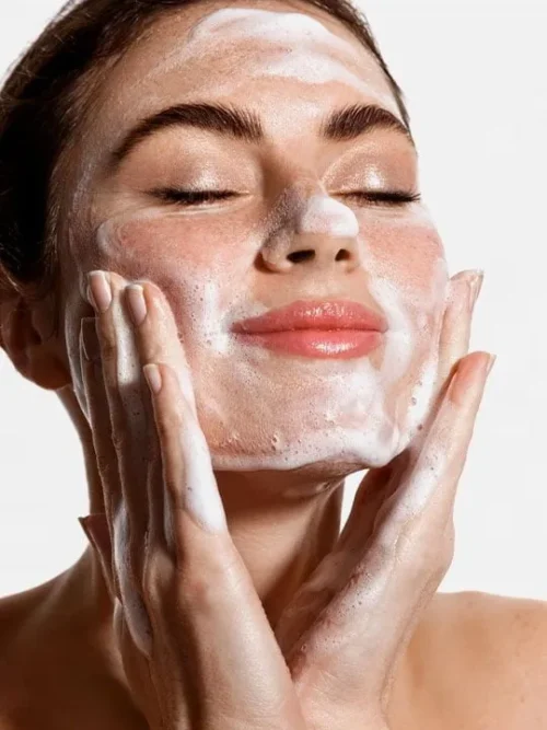 Golden Pearl Flawless Face Wash