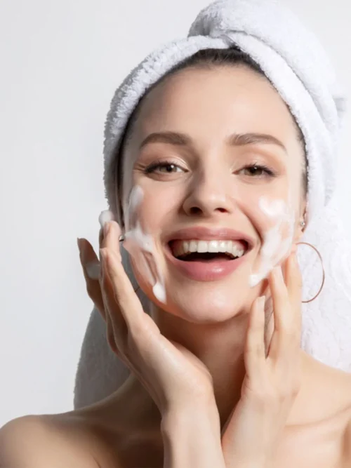 Golden Pearl Glowing Soap – Acne Prone & Oily Skin